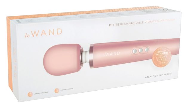 Le Wand Petite Rechargeable Wand Massager